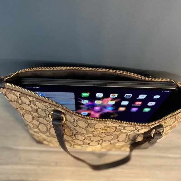 Coach bag - Picture 4 of 4